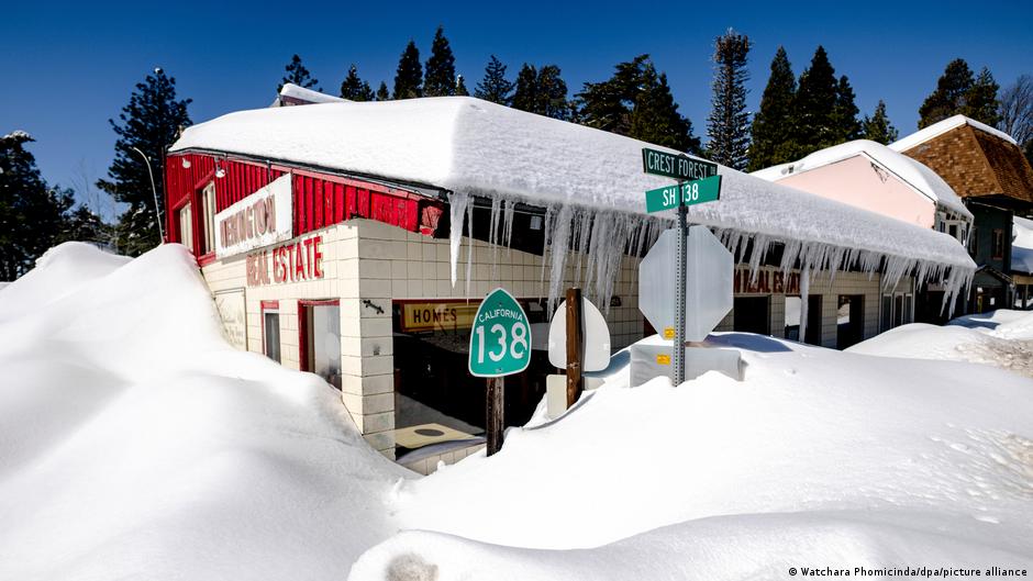 65048972 403.jpg Deutsche Welle зимний шторм в США, снегопад в США, электричество