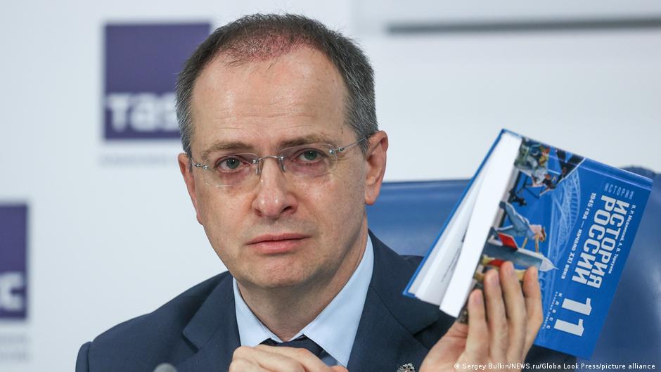 66482759 403.jpg Deutsche Welle Учебник