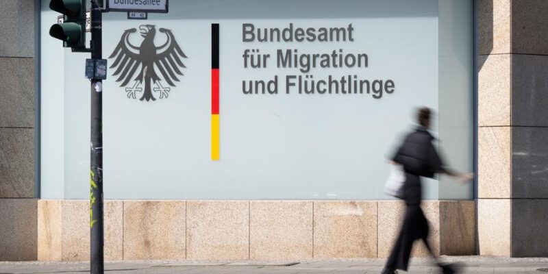 70095414 403.jpg Deutsche Welle депортации из Германии