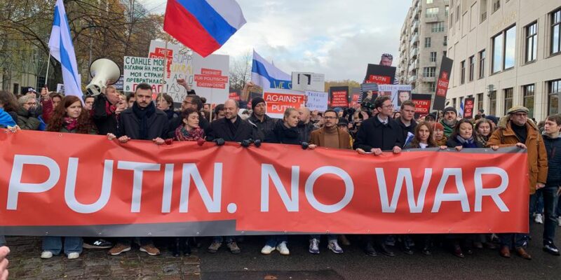 70805609 403.jpg Deutsche Welle россияне в Германии