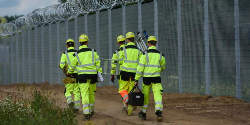 НАТО вооружит восточный флаг роботами и беспилотниками для сдерживания России 1 71674710 403.jpg Deutsche Welle НАТО