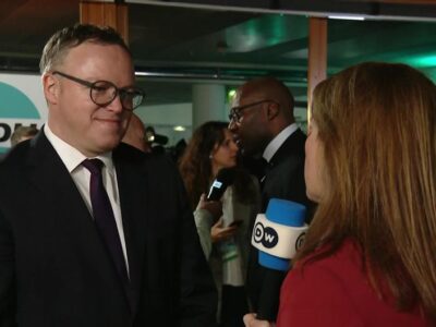 Премьер Тюрингии подаст в суд на вуз за лишение докторской степени 2 71725893 403.jpeg Deutsche Welle тюрингия