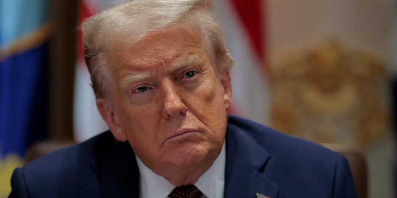 Трамп заблокировал сделку по полупроводникам из-за нацбезопасности 1 73819316 403.jpg Deutsche Welle Дональд Трамп