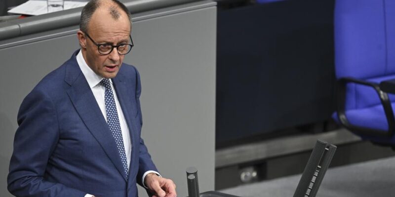 75209037 403.jpg Deutsche Welle Мерц