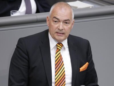 Экс-депутат бундестага получил условный срок за взятки из Азербайджана 3 75275270 403.jpg Deutsche Welle Deutsche Welle