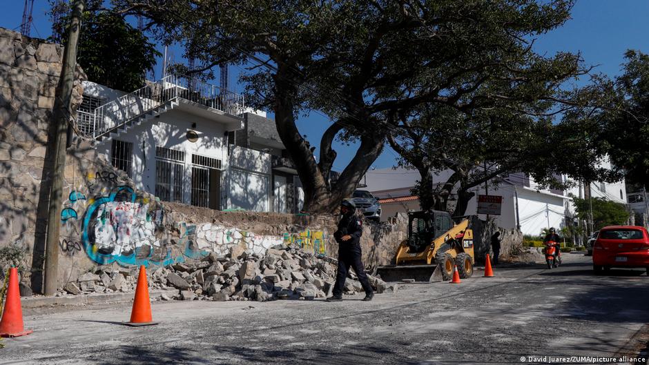 Сильное землетрясение в Мексике: погибли не менее двух человек 1 75373008 403.jpg Deutsche Welle землетрясение