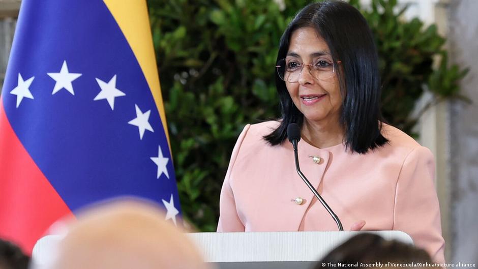 Трамп: Вице-президент Венесуэлы Родригес готова сотрудничать с Вашингтоном 1 75377421 403.jpg Deutsche Welle Венесуэла, Силия Флорес