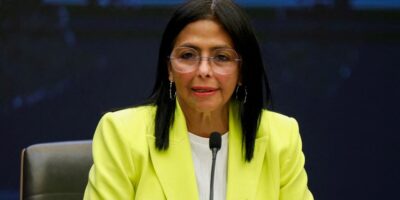 Трамп: Временная глава Венесуэлы "заплатит высокую цену" за несотрудничество с США 4 75382799 403.jpg политика Венесуэла