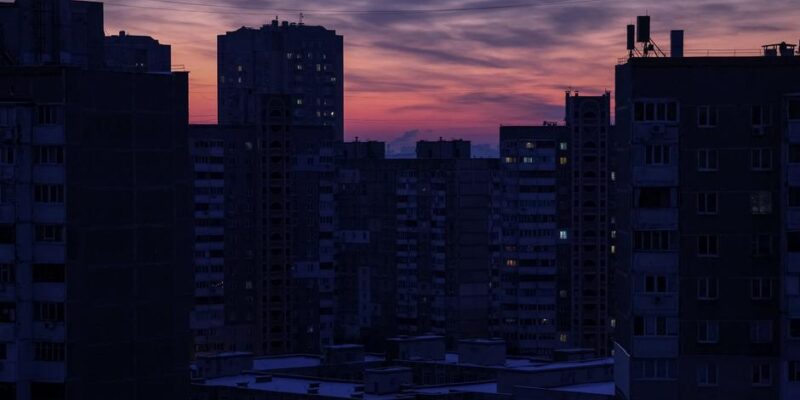 ЕС направит в Украину сотни аварийных генераторов 1 75476709 403.jpg Deutsche Welle генераторы