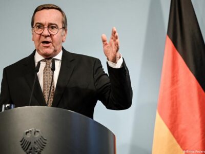 75494213 403.jpg Deutsche Welle Борис Писториус