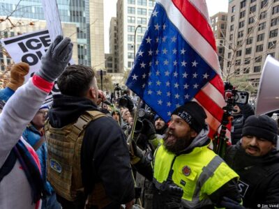 75551270 403.jpg Deutsche Welle Аляска, десантники