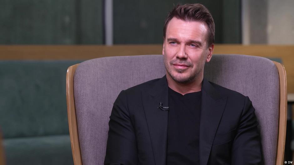 Зыгарь #вТРЕНДde: "Путин считает, что войну надо продолжать" 1 75686319 403.jpg Deutsche Welle Владимир Путин