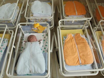 Население Германии впервые с пандемийного 2020 года сократилось 5 75705109 403.jpg Deutsche Welle германия