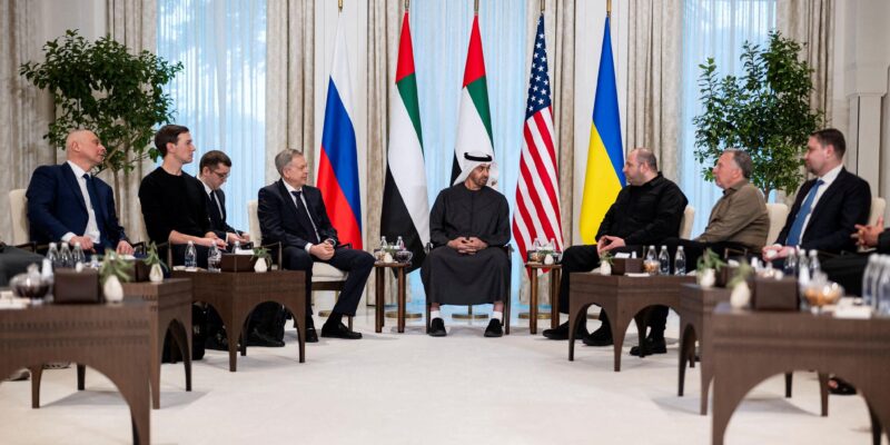 В Абу-Даби завершились переговоры с участием России, Украины и США 1 86f4e5d0 f928 11f0 8e3c b79a1b327384 2.jpg 2 Новости BBC переговоры в Абу-Даби