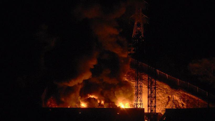 Трамп заявил об операции США в Венесуэле. По его словам, Николас Мадуро «захвачен и вывезен из страны» 1 9a7e8650 e87b 11f0 bc7f 29a9366d9201 5.jpg 5 Новости BBC Николас Мадуро