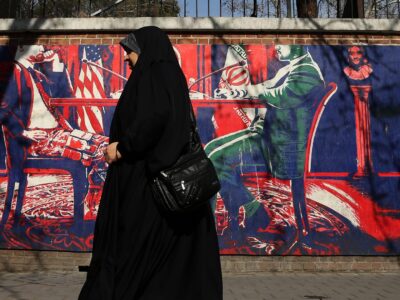 Что может произойти, если США нанесут удар по Ирану? Семь сценариев 3 adda0e50 fce3 11f0 a8b8 bdd2c5f9bcad.jpg Новости BBC иран