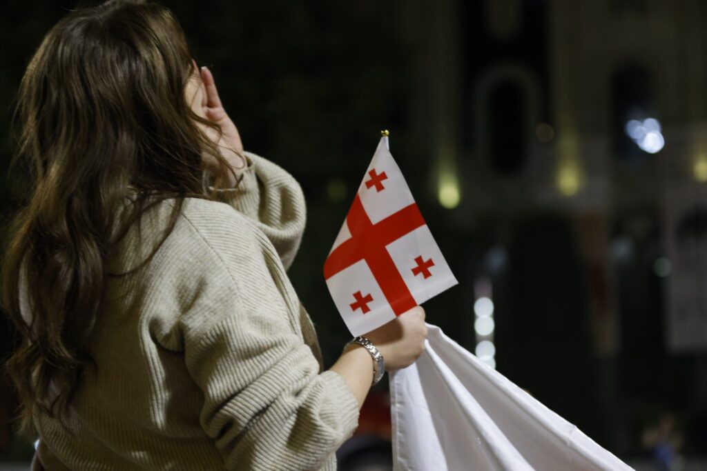 akcia rustaveli mose новости закон "О собраниях и манифестациях", закон о манифестациях, запрет на ношение маски, Леван Иоселиани, Омбудсмен Грузии, протесты в Грузии