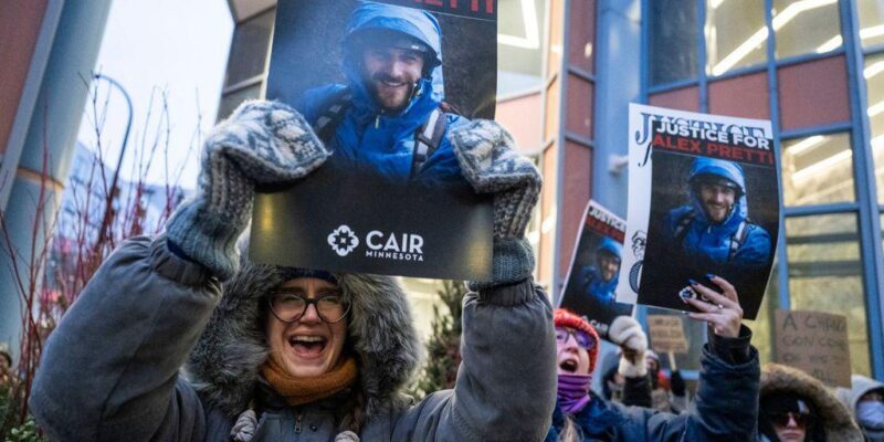 США грозит новый шатдаун: демократы требуют ограничить полномочия ICE 1 d38c0fb0 fd09 11f0 a348 87ce2b32c61c.jpg Новости BBC Шатдаун