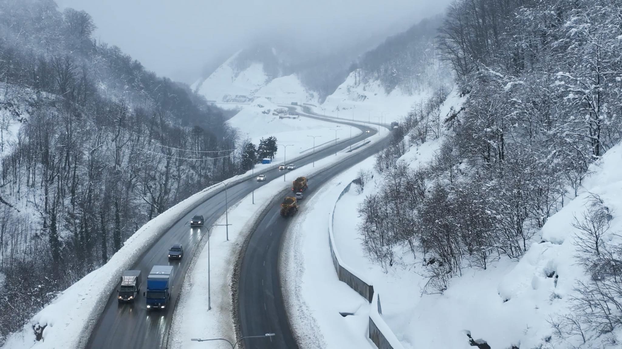 dorogi sneg 5 новости Департамент автомобильных дорог, ограничения на дорогах Грузии