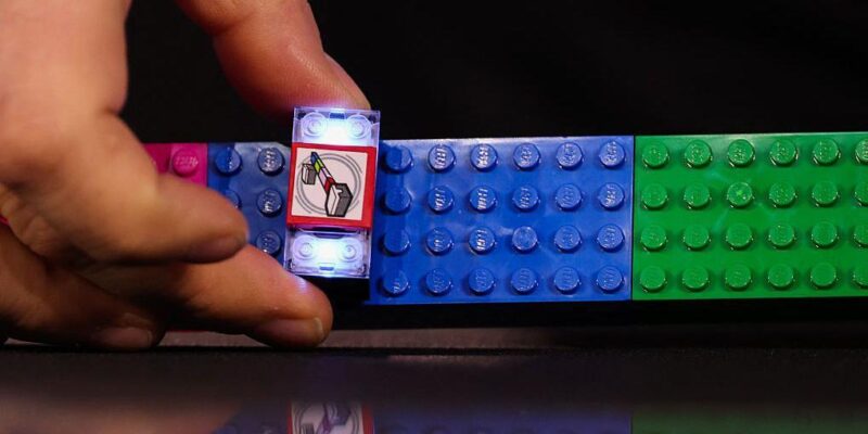 ee3d5460 eaf1 11f0 8a5c 81e1c85f6b52.jpg Новости BBC Lego, умные кубики