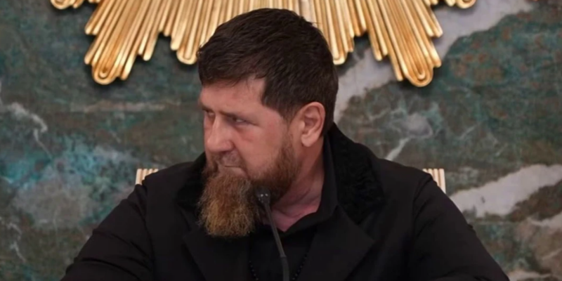 Кадыров опубликовал видеозапись совещания после сведений о почечной недостаточности 1 kadirov новости OC Media, военная разведка Украины, Рамзан Кадыров