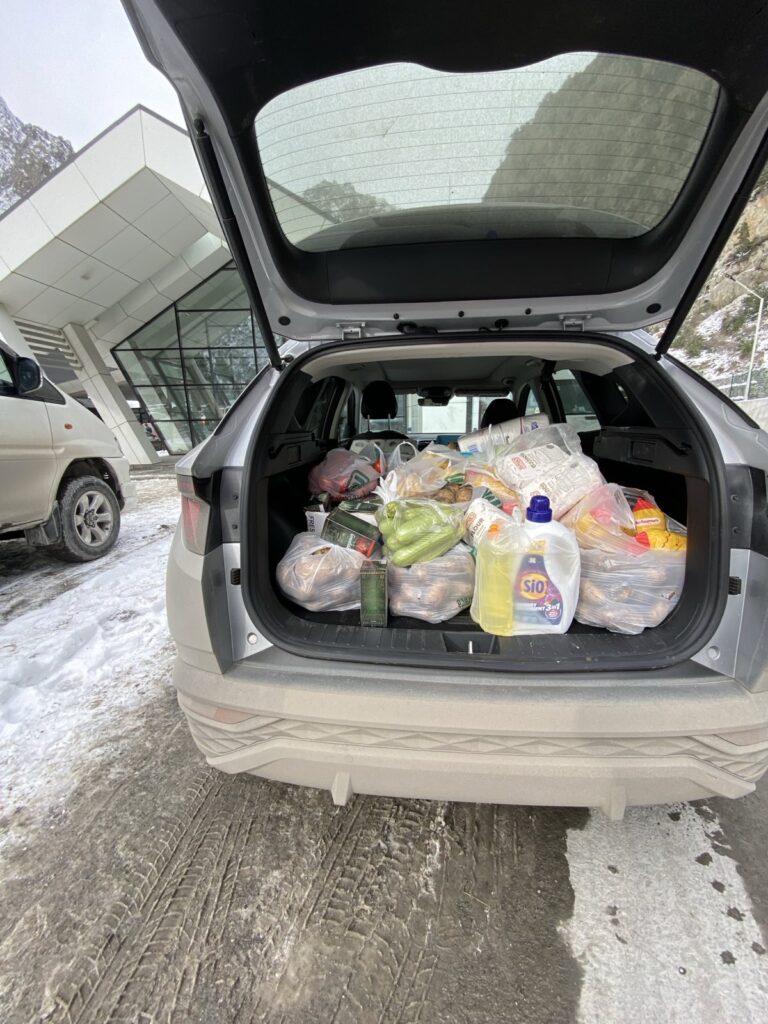 umpomosh новости граждане Украины, Дарьял, КПП "Верхний Ларс", КПП Ларс, посольство Украины