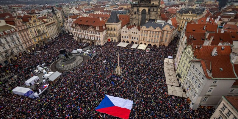 108dbfa0 001e 11f1 a8b8 bdd2c5f9bcad.jpg BBC News Русская служба Петр Павел