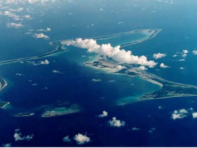 Трамп призвал Британию не отдавать базу Диего-Гарсия. Он говорит, что она может понадобиться для ударов по Ирану 3 3e757da0 0d2e 11f1 9816 29aa1d72bd23.png Новости BBC Британия