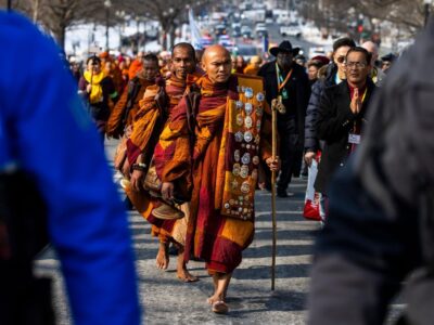 600d8430 0815 11f1 b5e2 dd58fc65f0f6.jpg Новости BBC Буддийские монахи