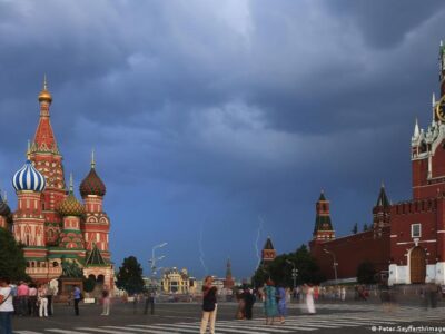 Вместо ускорения: что происходит с экономикой РФ 3 61314403 403.jpg Deutsche Welle Экономика России