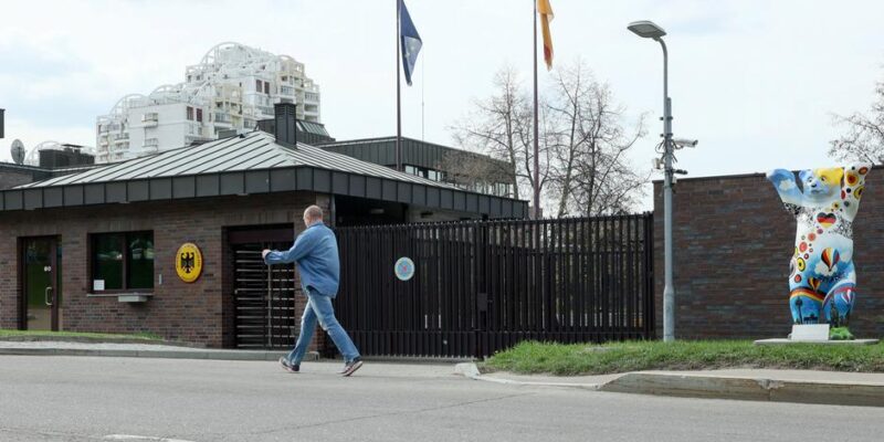 65733677 403.jpg Deutsche Welle посольство Германии