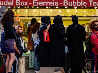На съезде ХДС проголосовали за полный запрет ношения никабов в общественных местах 2 67722181 403.jpg Deutsche Welle ХДС Германии