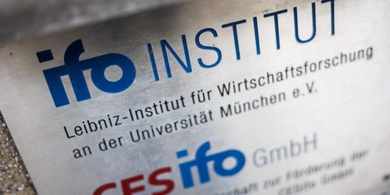 68907060 403.jpg Deutsche Welle Военная продукция