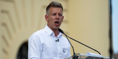 Лидер оппозиции Венгрии обвинил Орбана в шантаже интимным видео 4 69002245 403.jpg новости Виктор Орбан