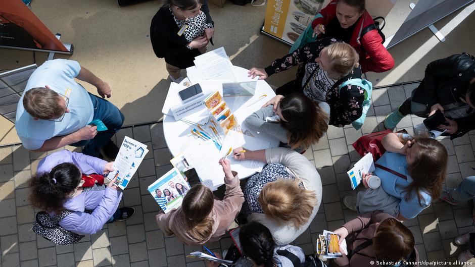 69478612 403.jpg Deutsche Welle ФРГ