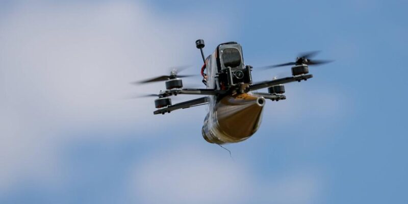 Китай начал поставлять дроны в Россию через Таиланд 1 69939958 403.jpg Deutsche Welle китай