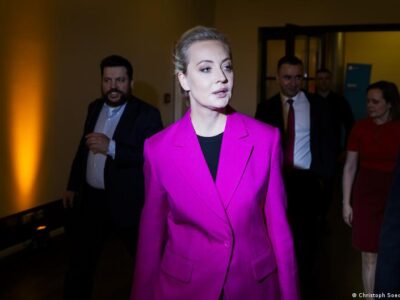 70804292 403.jpg Deutsche Welle годовщина Навального, Сердитая Чувашия