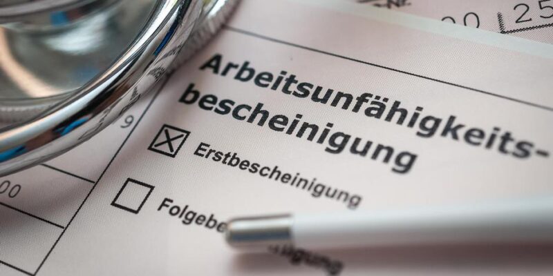 ХДС требует запретить оформление больничного по телефону 1 71256336 403.jpg Deutsche Welle ХДС Германии