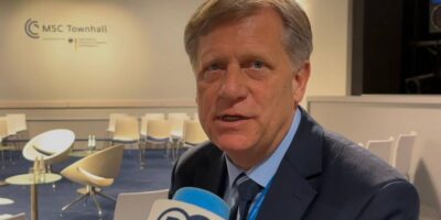 Экс-посол США в РФ Макфол раскритиковал возвращение Мединского в переговоры с Украиной 4 71623784 403.jpg политика Владимир Мединский