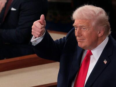 Послание Трампа Конгрессу: восхваление себя и протест демократов 2 73b710f0 1210 11f1 9d67 d52347d718db.jpg Новости BBC Дональд Трамп