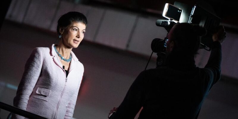 75046923 403.jpg Deutsche Welle Союз Сары Вагенкнехт