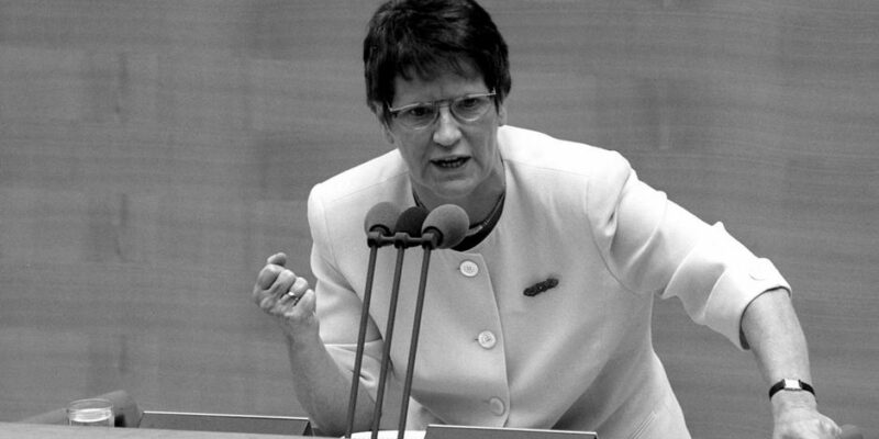 В партии Мерца скорбят по сопернице Коля Рите Зюсмут 1 75752197 403.jpg Deutsche Welle Рита Зюсмут
