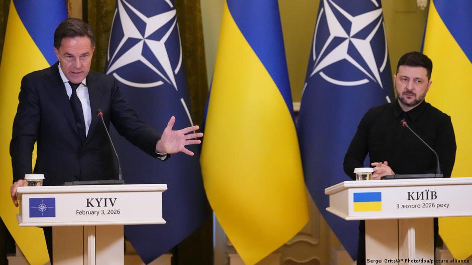 Переговоры РФ и Украины будут скорректированы из-за нового удара РФ по энергетике 1 75788663 403.jpg Deutsche Welle украина