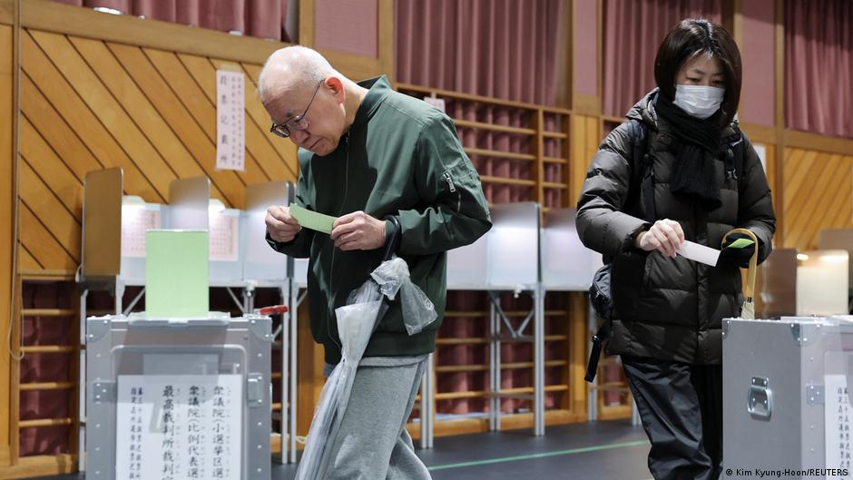 75858281 403.jpg Deutsche Welle Выборы в Японии