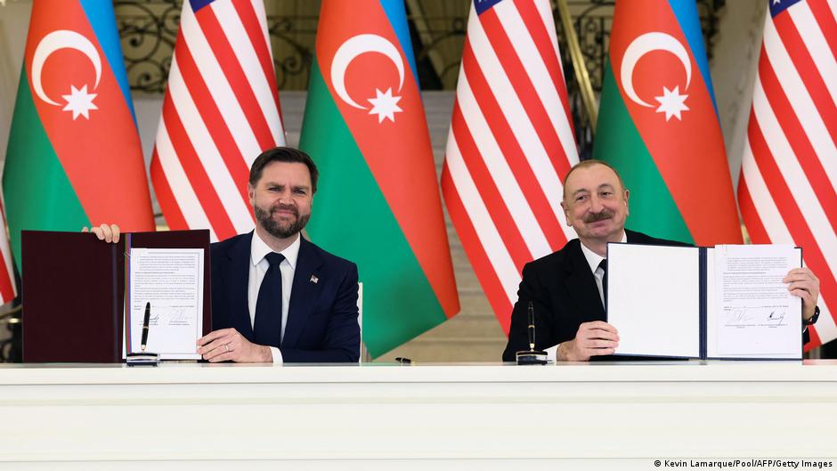 75899879 403.jpg Deutsche Welle Вэнс-Алиев