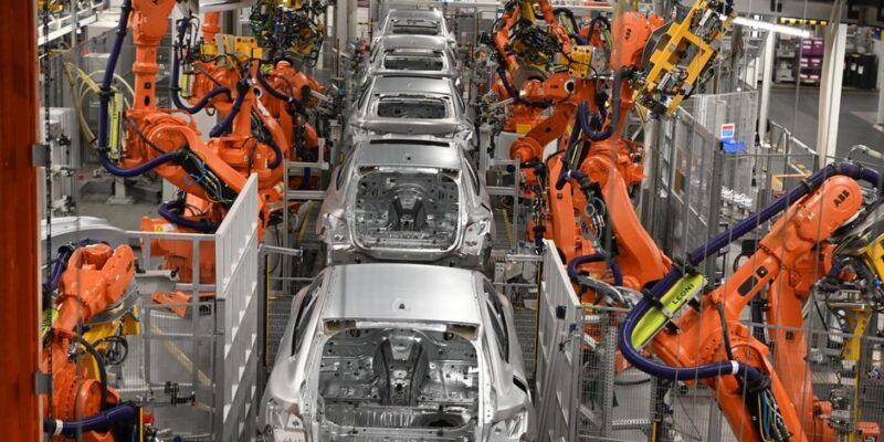 75906609 403.jpg Deutsche Welle BMW