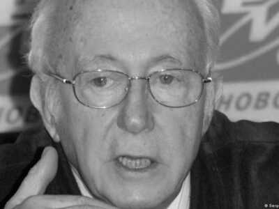 75947886 403.jpg Deutsche Welle Рой Медведев