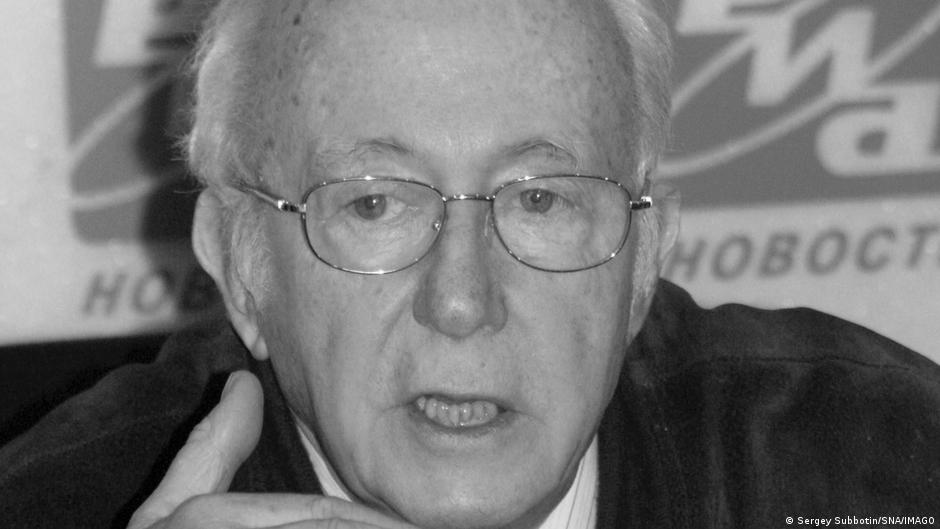 75947886 403.jpg Deutsche Welle Рой Медведев