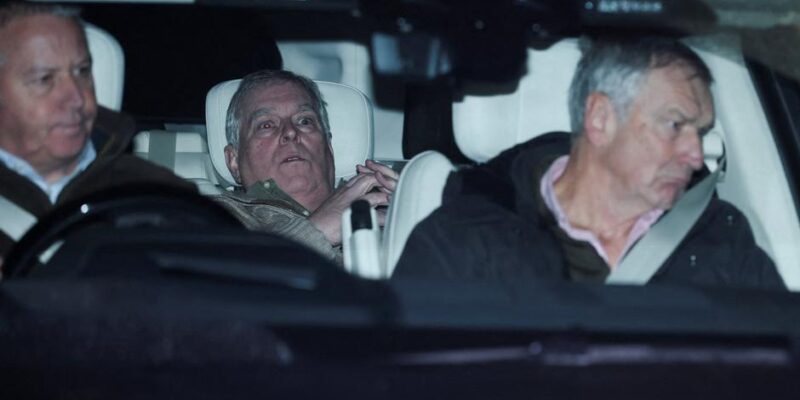 Дело Эпштейна: брат британского короля Карла III Эндрю отпущен на свободу 1 76051107 403.jpg Deutsche Welle Принц Эндрю