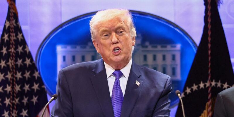 Трамп ввел чрезвычайное положение в Вашингтоне из-за запаха фекалий 1 76067193 403.jpg Deutsche Welle канализация, Трамп, фекалии, чрезвычайное положение